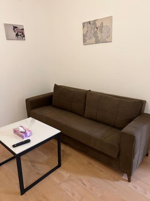 004- Brand New 1 Bedroom Apartment F1 Ealing Esterno foto
